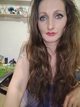 CrazyMaya39 webcam