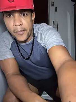 bigdick211292 webcam