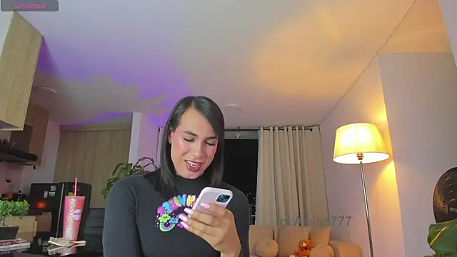 Aleja_evangeline webcam