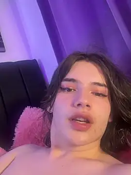 Angel_Shinyy webcam