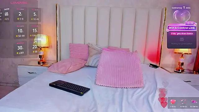 KaylaDavies webcam