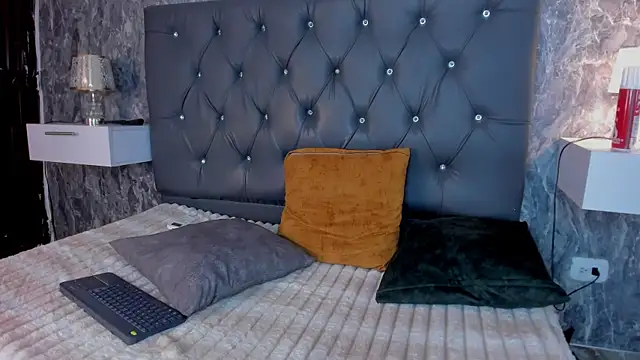 celeste_bluee webcam