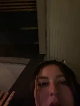 Aly_96 webcam