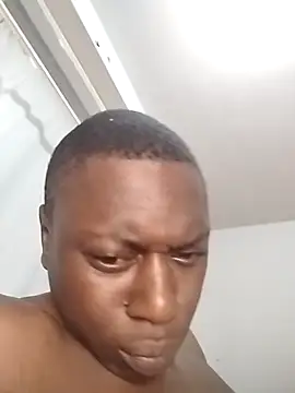 blacksaucy webcam