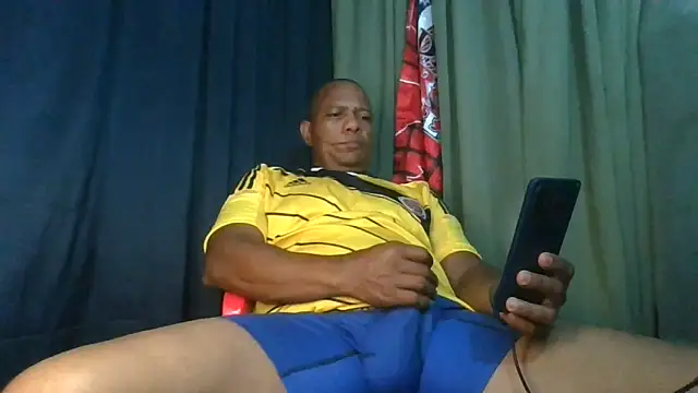 bigblackcock75 (M mature) - Milk ulin goal