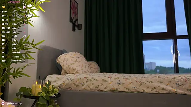 Watch LoraDevon live on EroticFlix - High definition streams