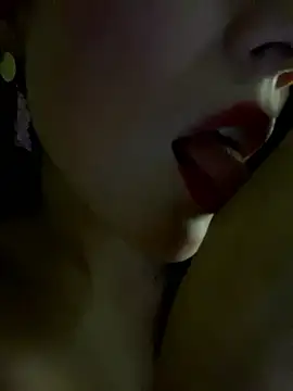 Watch Miaswwe live on EroticFlix - High definition streams