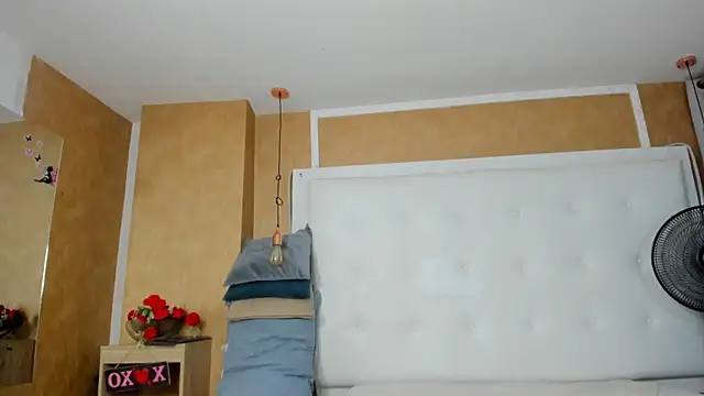 Heidy_milf webcam