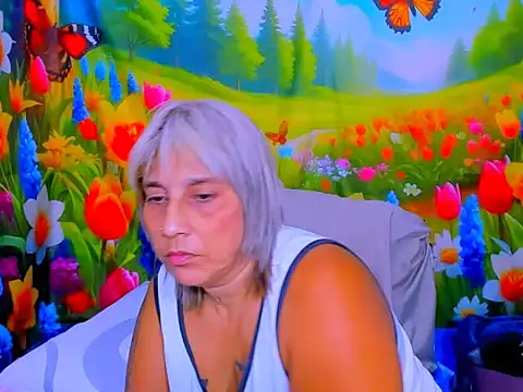 indianroxy webcam