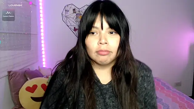 EllieMoonX webcam