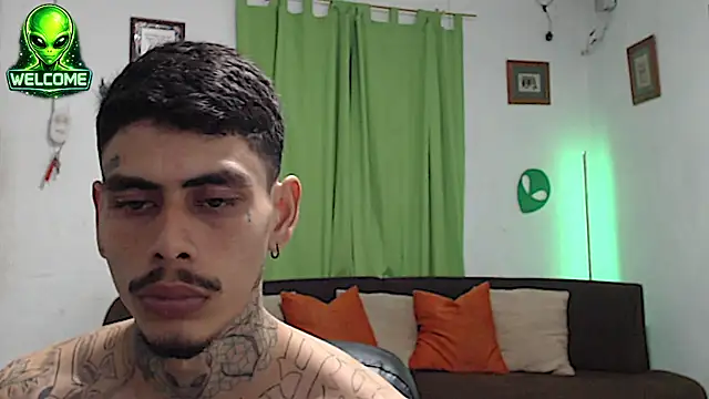 alpha_zom webcam