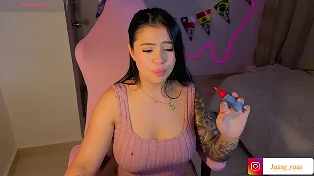 Watch Victoryyy_ live on EroticFlix - High definition streams