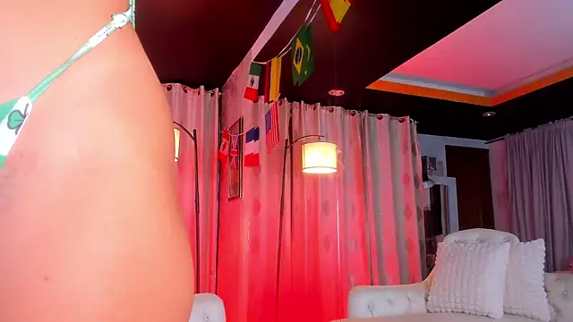Watch Zarajener live on EroticFlix - High definition streams