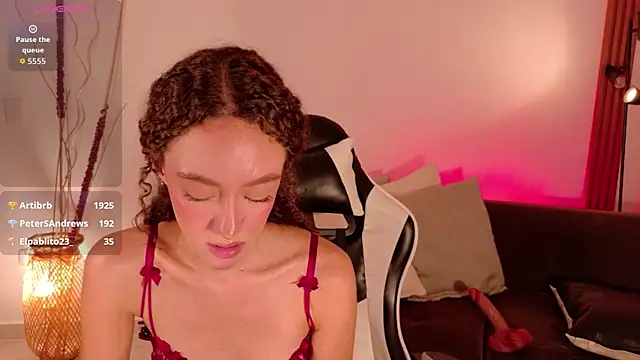 ChloeMoreti webcam