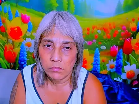indianroxy webcam