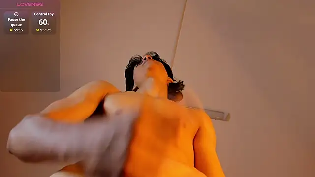 Cheys_Mast live sex cam