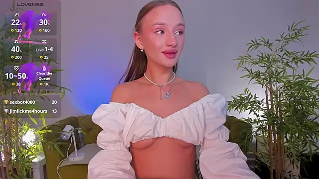 Watch miiss__lulu live on EroticFlix - High definition streams
