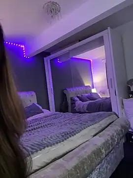 ellariverss's live room