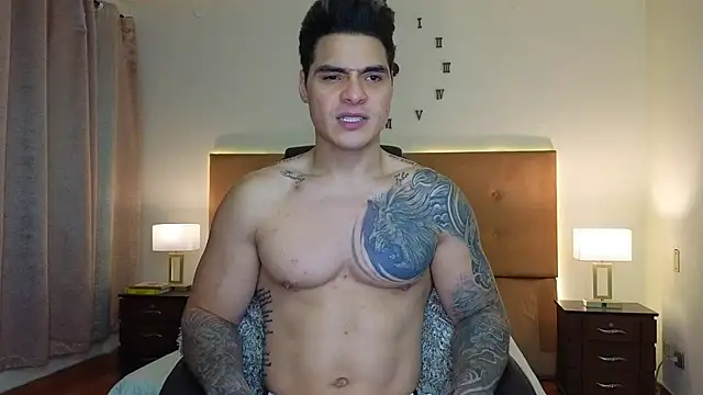 Steven_Velez live cam on StripChat