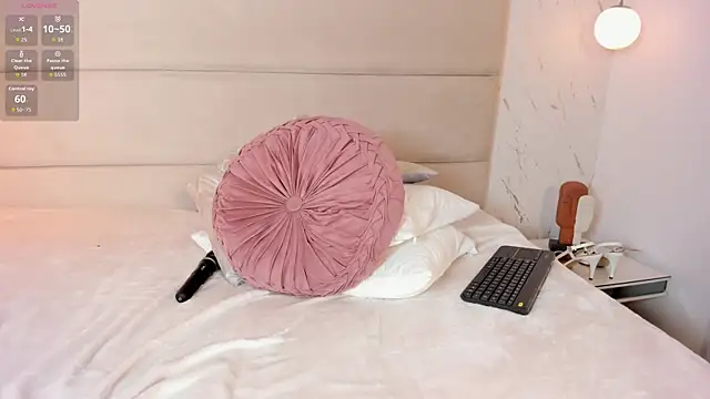 Watch honeyannyy live on EroticFlix - High definition streams