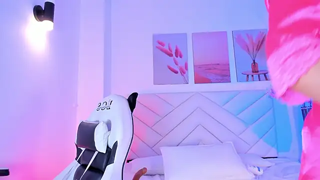 trixxie_18 webcam