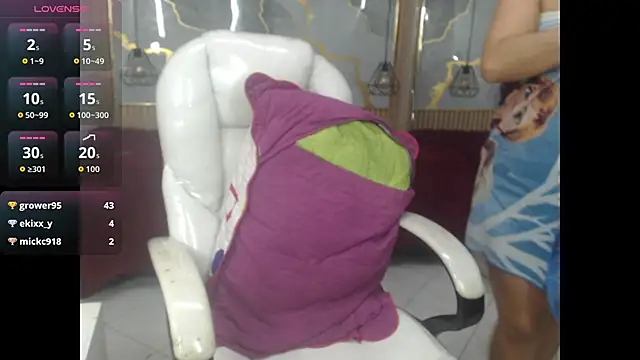 mommy_divine - Mommy_divine's free webcam - UK Sex Cams