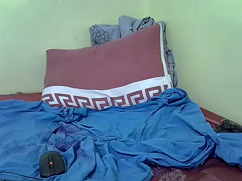 lilmomaa webcam