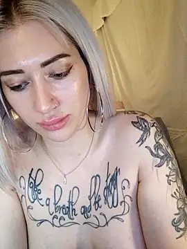 Gina-Lumara webcam