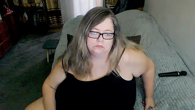 sex2 (F mature) - naked, squirt