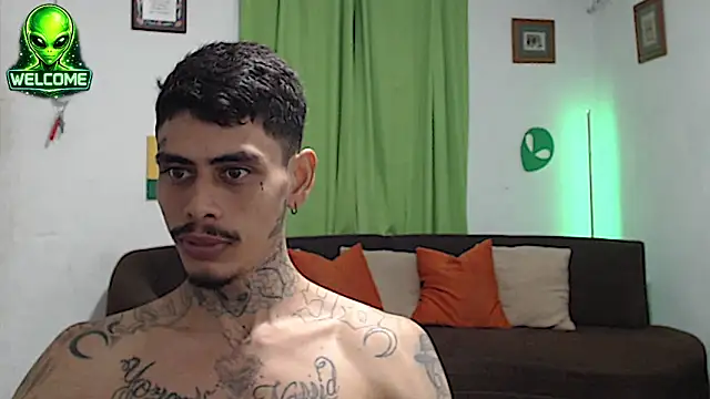 alpha_zom webcam