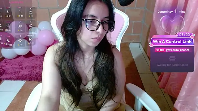 Watch Maggie_Fox3 live on EroticFlix - High definition streams