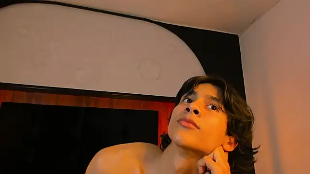 Cheys_Mast live sex cam