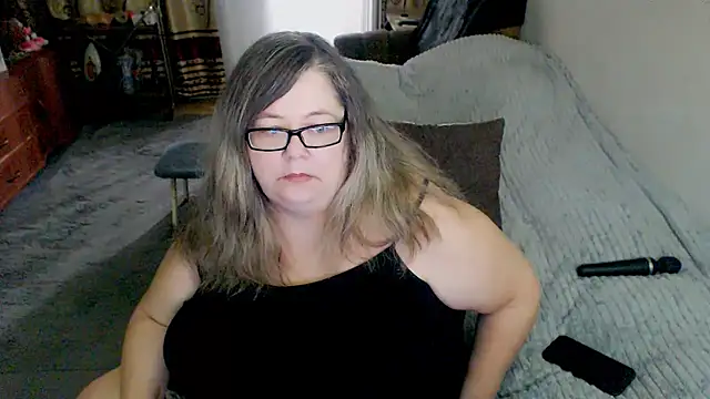 sex2 (F mature) - naked, squirt