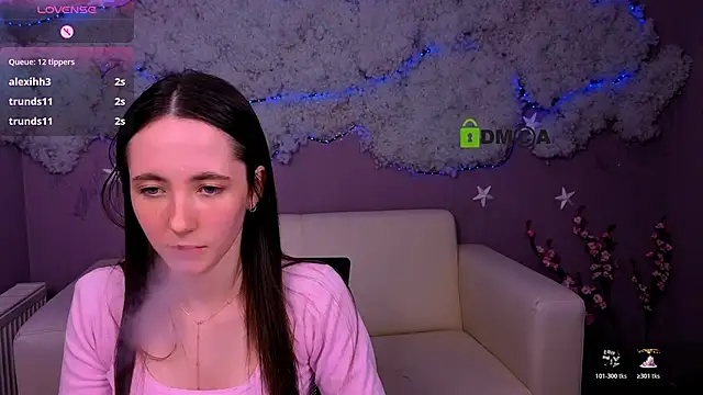 bella_dorn live cam on StripChat
