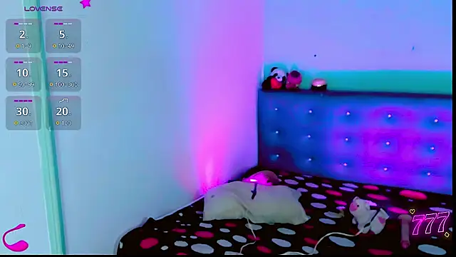 malahya_ live cam on StripChat