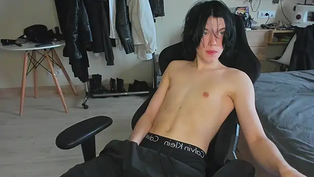 johngaliano (M twink) - cum show