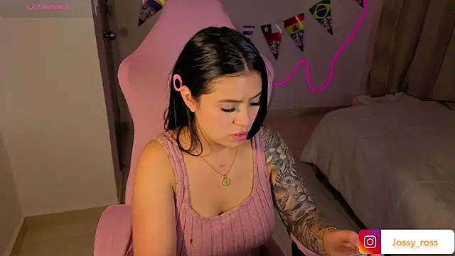 Watch Victoryyy_ live on EroticFlix - High definition streams