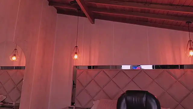 AgathaKondo_ webcam