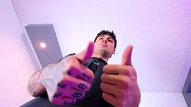 Kenji_n_Rousse webcam