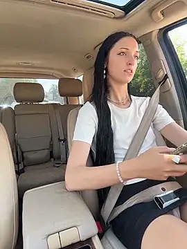 dollytall (F young) - Play with little Pussy when driving