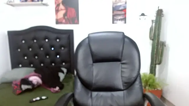 amethystshadow17 (M twink) - show cock