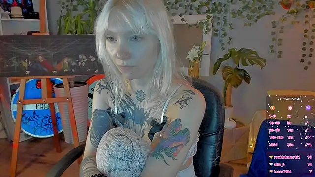 tattoo_art_baby webcam