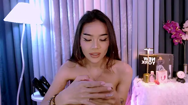 Coka_bella webcam