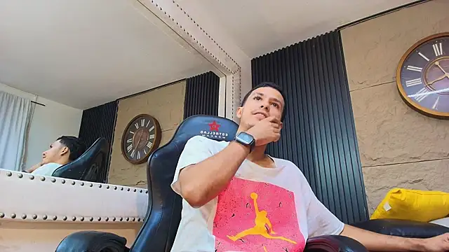 Marcus_Jeron webcam