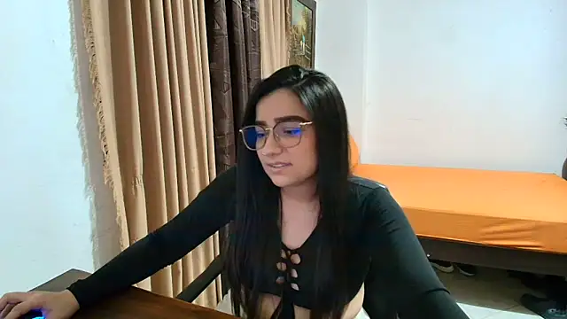 Charlotte_Richardson webcam