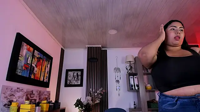 ValentinaNoir webcam