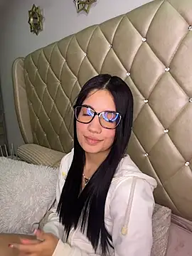 Lucy_engel webcam