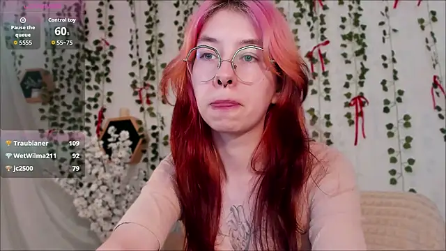Watch Alice_Nyx live on EroticFlix - High definition streams