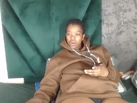 Ceebby25 webcam