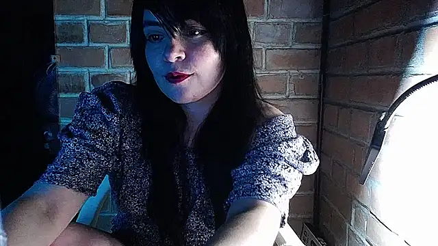 DarkRoseUwU webcam